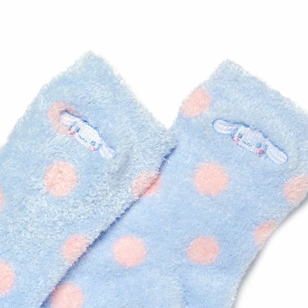 NAKAJIMA CORPORATION Bags+ Cinnamoroll Fuzzy Polka-dot Socks 4 NAKAJIMA CORPORATION Bags+ Cinnamoroll Fuzzy Polka-dot Socks
